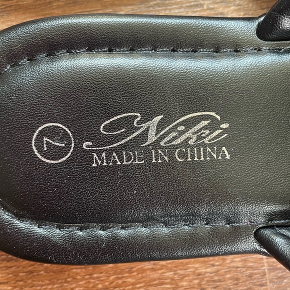 Niki Black Sandals - Picture 3 of 3